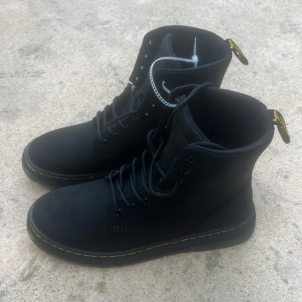 Dr. Marten's Crewson Buffbuck Leather Chukka Boot Men's Size 11 Women's 12 NWOB